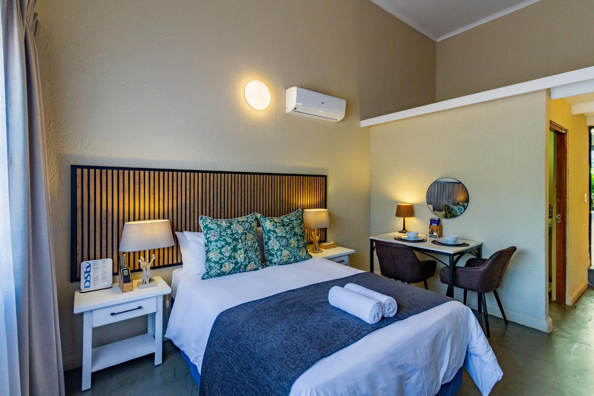 Pumleni Guesthouse Hartbeespoort Exterior foto