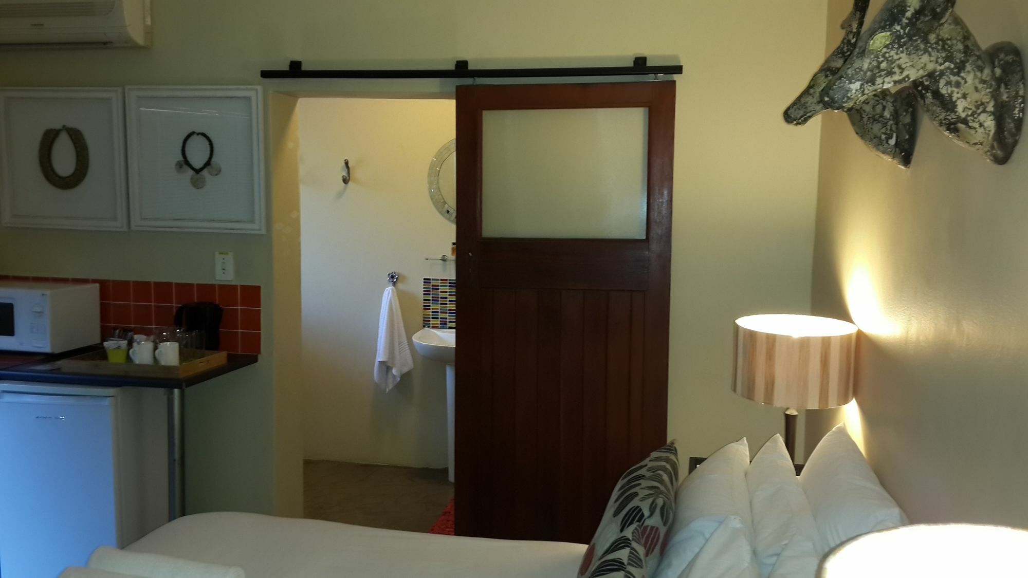 Pumleni Guesthouse Hartbeespoort Exterior foto